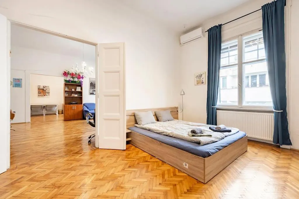 The Gem Apartment Budapest 0*,  Hungary