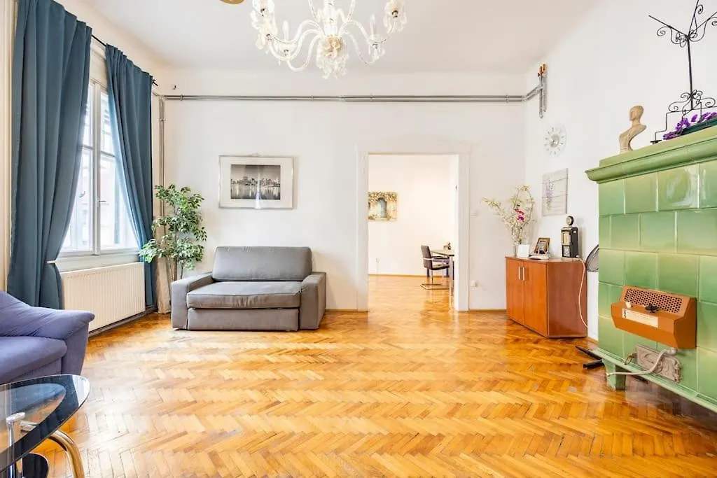 The Gem Apartment Budapest 0*,